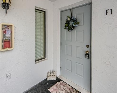 1151 Pine Ridge Circle W - Photo Thumbnail 4