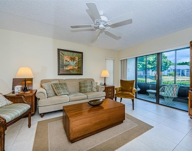 1151 Pine Ridge Circle W - Photo Thumbnail 6