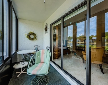 1151 Pine Ridge Circle W - Photo Thumbnail 9