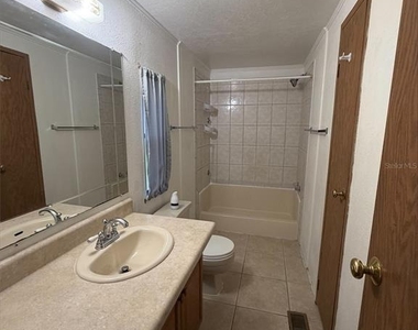 2557 Lakota Lane - Photo Thumbnail 5