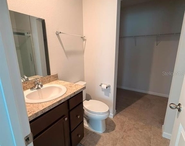 1052 Kobuk Street - Photo Thumbnail 9