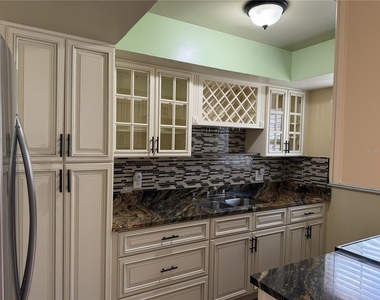 1316 Mill Creek Place - Photo Thumbnail 2