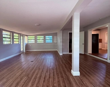 2940 Lake Margaret Drive - Photo Thumbnail 6