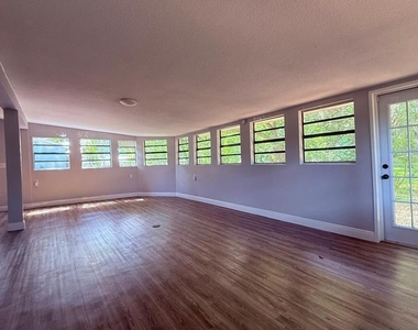 2940 Lake Margaret Drive - Photo Thumbnail 7