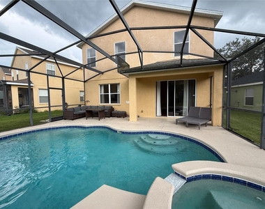 260 Blue Jay Way - Photo Thumbnail 18