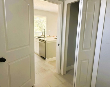 358 Cherokee Avenue - Photo Thumbnail 15