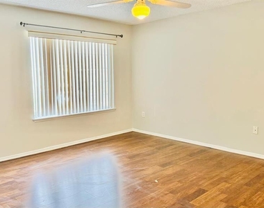 1203 Sandestin Way - Photo Thumbnail 7