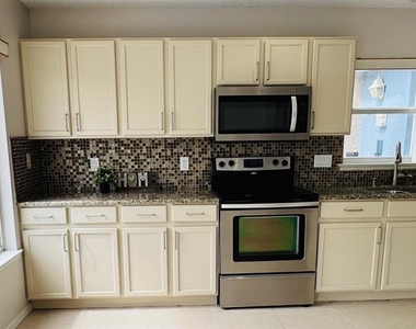 1203 Sandestin Way - Photo Thumbnail 4