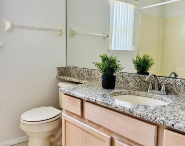1203 Sandestin Way - Photo Thumbnail 16