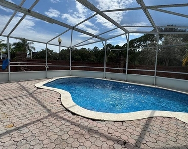 1203 Sandestin Way - Photo Thumbnail 18