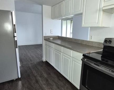 9924 Sweepstakes Lane - Photo Thumbnail 34