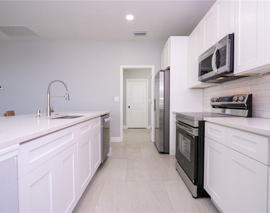 356 Cherokee Avenue - Photo Thumbnail 18