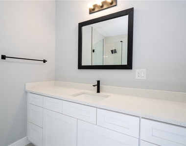 356 Cherokee Avenue - Photo Thumbnail 39