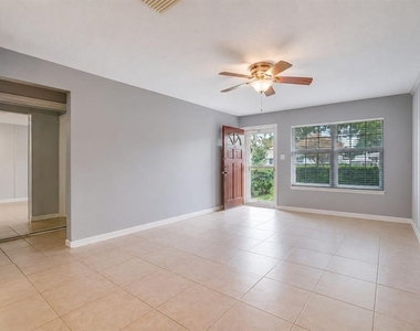 4404 Fetrow Drive - Photo Thumbnail 1