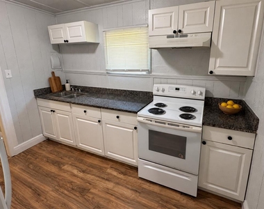 602 4th Avenue Nw - Photo Thumbnail 5