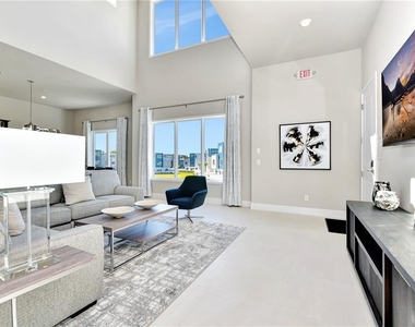 7740 Sandy Ridge Drive - Photo Thumbnail 4