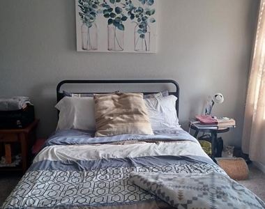 2917 Fieldwood Circle - Photo Thumbnail 6
