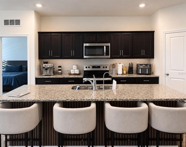 1027 Aerides Way - Photo Thumbnail 1