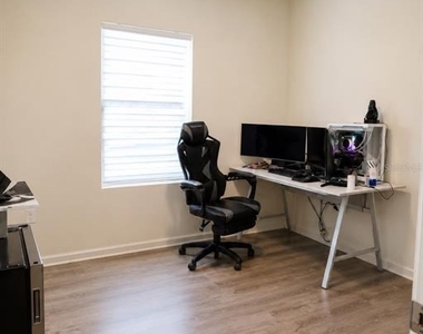 1027 Aerides Way - Photo Thumbnail 14