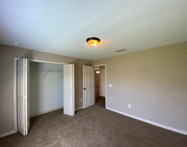 16618 Sw 31st Circle - Photo Thumbnail 10