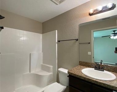 16618 Sw 31st Circle - Photo Thumbnail 16