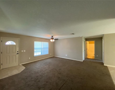 16618 Sw 31st Circle - Photo Thumbnail 1