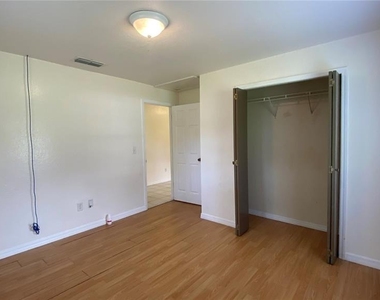 2717 Ne 17th Avenue - Photo Thumbnail 14