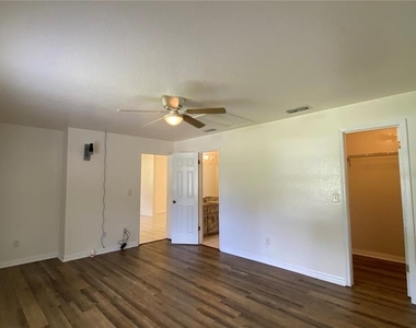 2717 Ne 17th Avenue - Photo Thumbnail 12