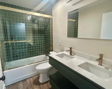 770 Sw 125th Avenue - Photo Thumbnail 7