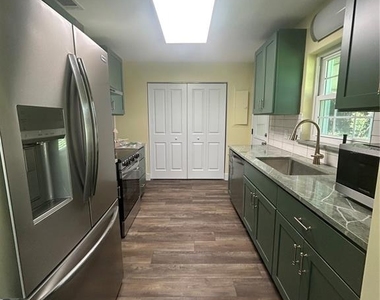770 Sw 125th Avenue - Photo Thumbnail 9