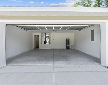 238 Locust Pass Lane - Photo Thumbnail 24