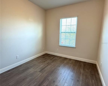 12784 Garridan Avenue - Photo Thumbnail 17