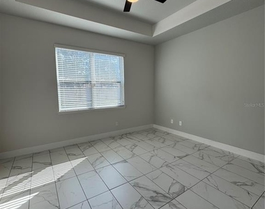 12784 Garridan Avenue - Photo Thumbnail 8