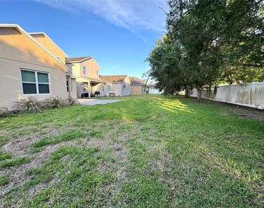 12784 Garridan Avenue - Photo Thumbnail 21