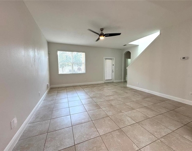 12784 Garridan Avenue - Photo Thumbnail 3