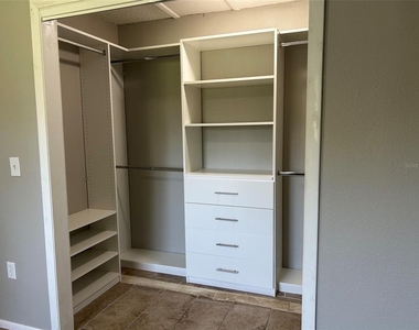 4405 S Semoran Boulevard - Photo Thumbnail 8