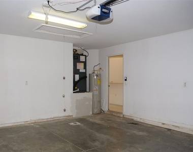 969 Andalusia Loop - Photo Thumbnail 4