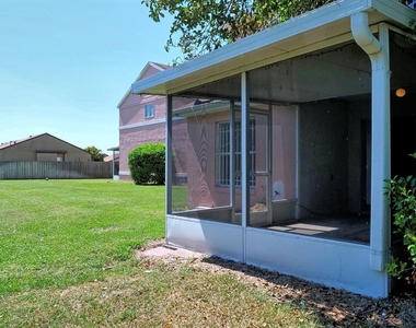 860 Monopoly Court - Photo Thumbnail 12