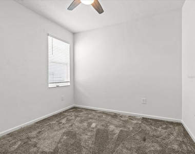 2952 Armstrong Avenue - Photo Thumbnail 18