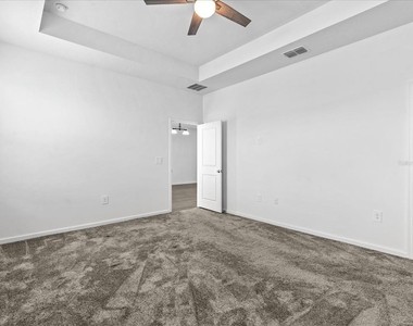 2952 Armstrong Avenue - Photo Thumbnail 6
