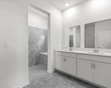2952 Armstrong Avenue - Photo Thumbnail 7