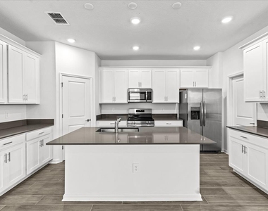 2952 Armstrong Avenue - Photo Thumbnail 1