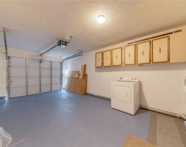 1241 Saint Andrews Drive - Photo Thumbnail 38