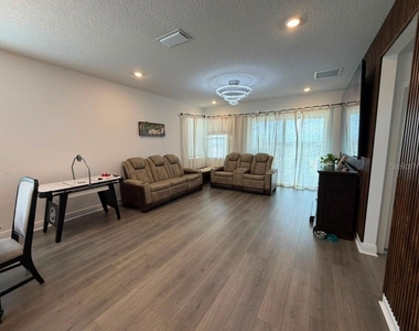 2144 Keystone Pass Boulevard - Photo Thumbnail 15
