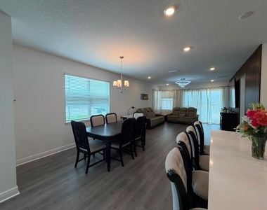 2144 Keystone Pass Boulevard - Photo Thumbnail 12