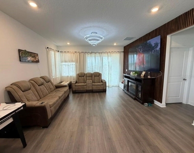 2144 Keystone Pass Boulevard - Photo Thumbnail 16