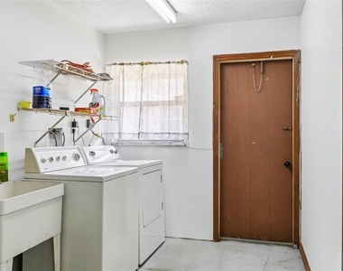 4355 Watermill Avenue - Photo Thumbnail 30