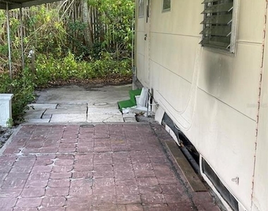 9736 Warrick Street - Photo Thumbnail 2