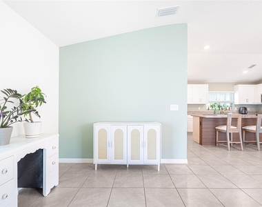 2893 Sanctuary Drive - Photo Thumbnail 6