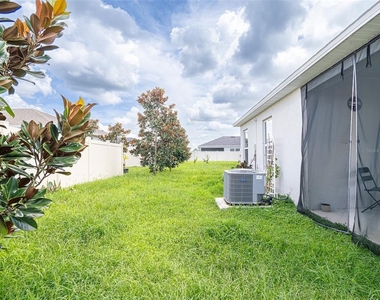 2893 Sanctuary Drive - Photo Thumbnail 25